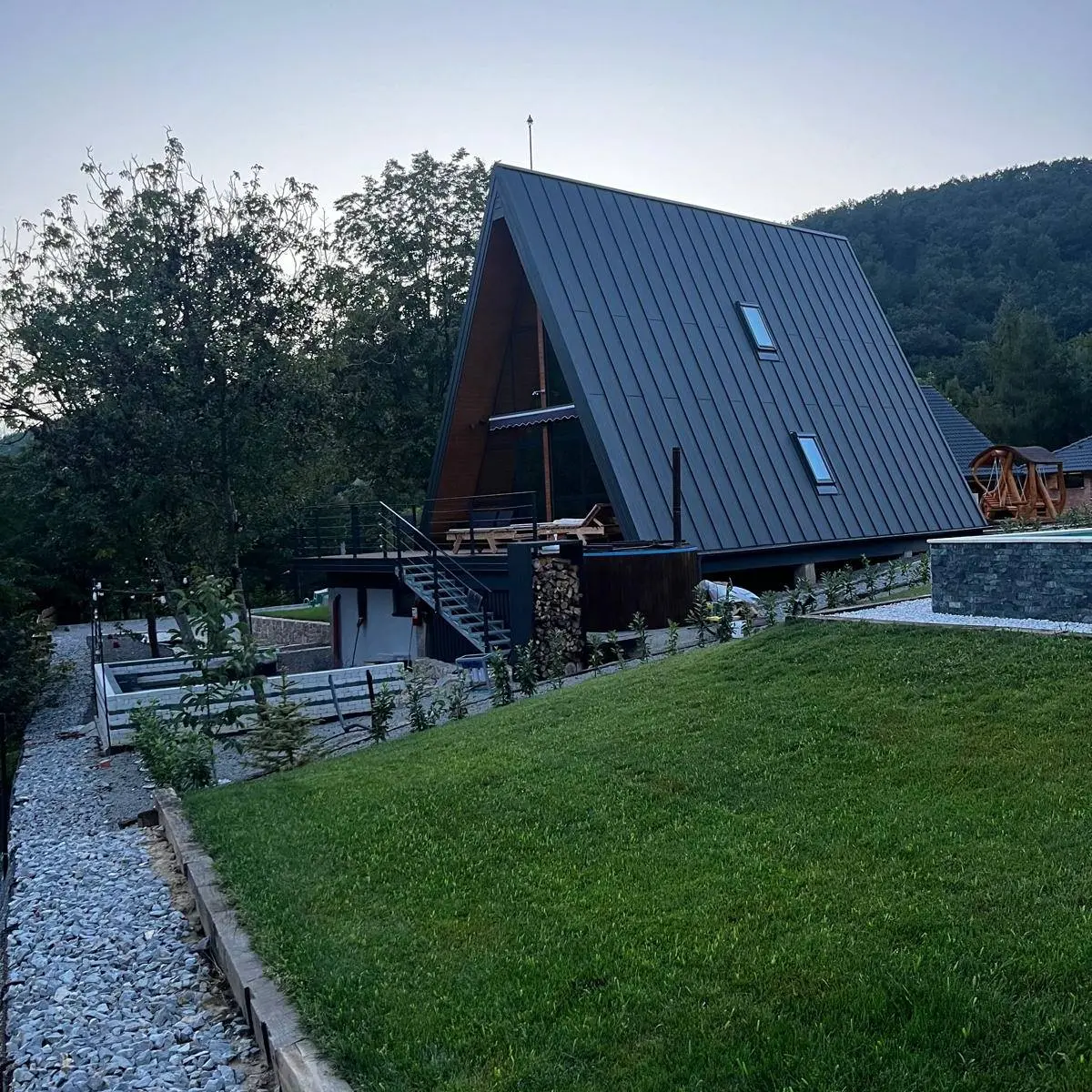 SkyResort - Instagram